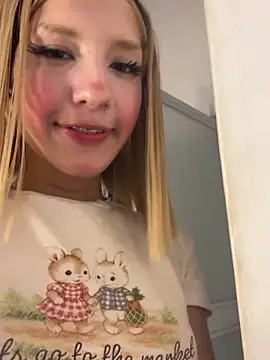 SweetBunnyGFのライブXXXチャット