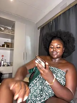 Chat +18 de Honeycoco0211 ao vivo