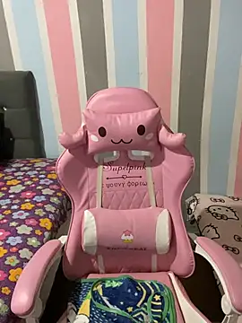 Madiiison333 Live XXX-Chat