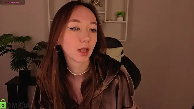 Miche1le_Allenne 现场XXX聊天