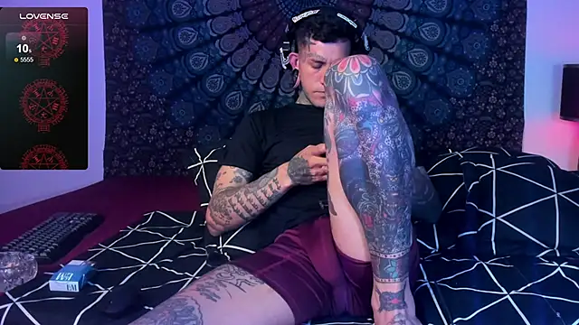 cleoo_jhonny: онлайн-секс-чат