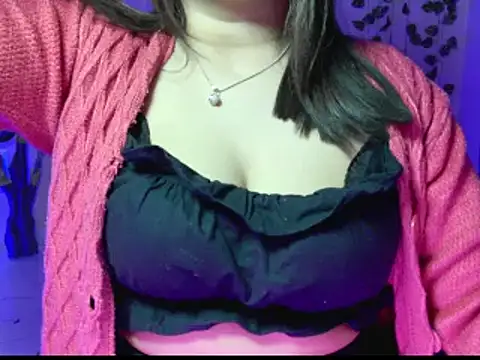 Онлайн чат XXX Saira_Hotty