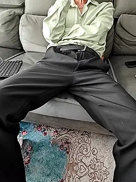 micai_fengbei's Live XXX Chat