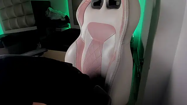 sirio_js élő XXX-chatje