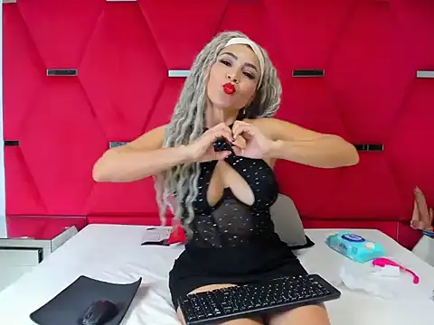 LauraScarletのライブXXXチャット