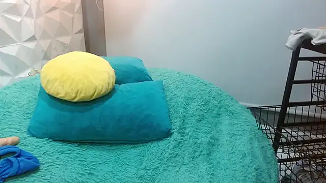 Nina_Polet_のライブXXXチャット