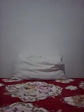 XXX chat uživo modela altinya