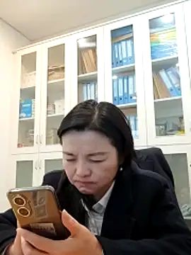 ialnuyoa_h Chat XXX live