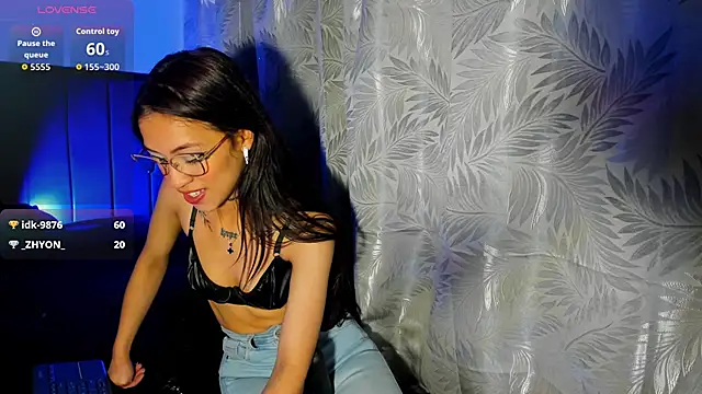 Valkiria_09: онлайн-секс-чат