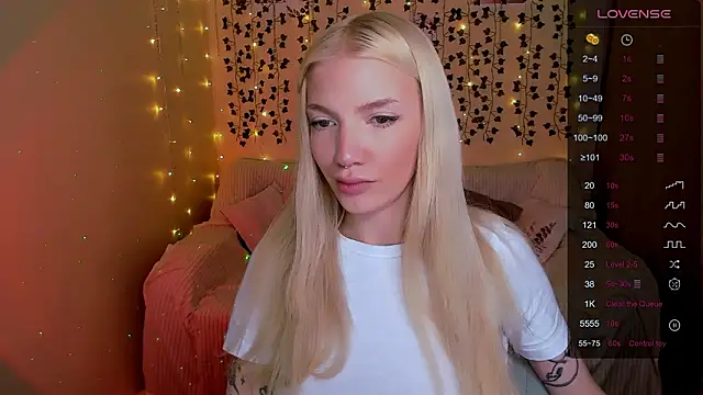 AnyaTaylor_: απευθείας συνομιλία ΧΧΧ