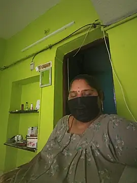 Villageanuty Show in webcam