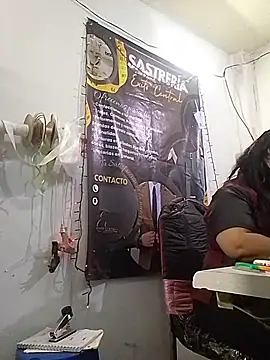 Chatroom XXX en direct de MyhixelAdanMhanzy