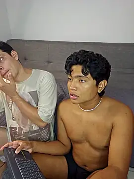 _Ottis_ élő XXX-chatje