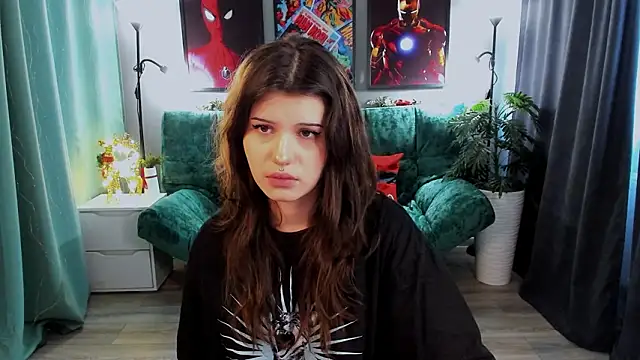 AnoraDark Show in webcam