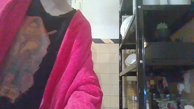 Trinsy_Love Chat XXX in diretta