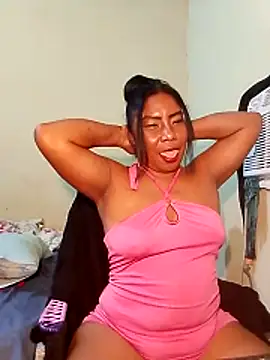 rosmery-navarro Adlı Modelin Canlı XXX Sohbeti