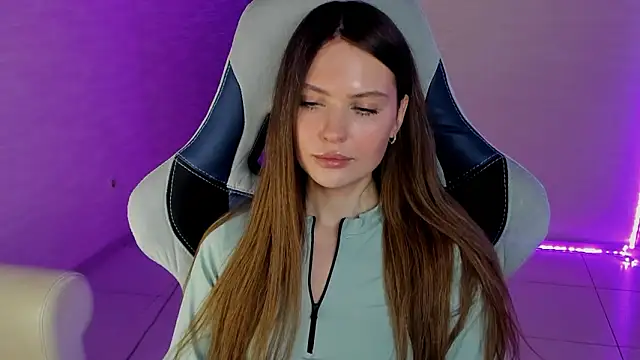 yourArya Chat XXX live