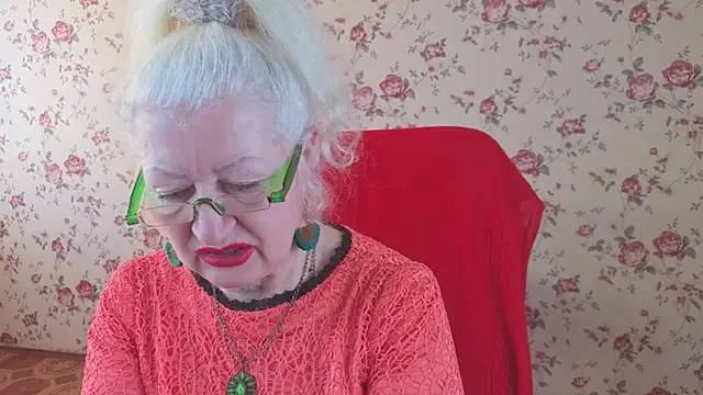 Maya_Mayflower: вебкам-шоу