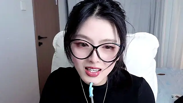 XXX chat uživo modela Koikoi___