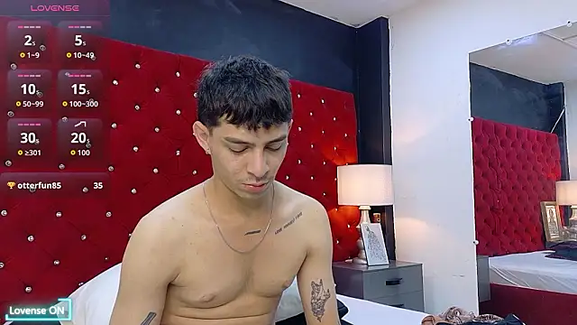 Chat XXX ao vivo de Logan_Woods