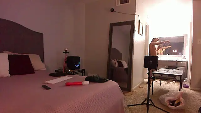 yiauana 现场XXX聊天