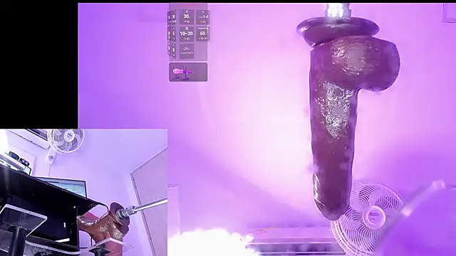 Chatroom XXX en direct de DollyMae_