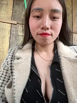 chipp-bong Adlı Modelin Canlı XXX Sohbeti