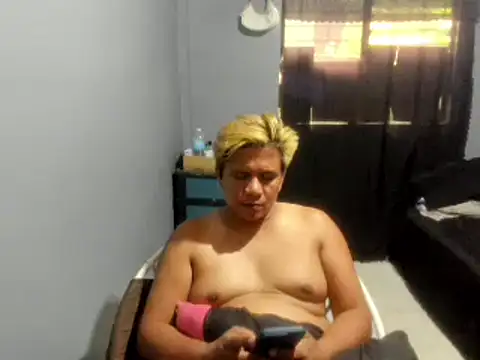 Clark_Asian Chat XXX live