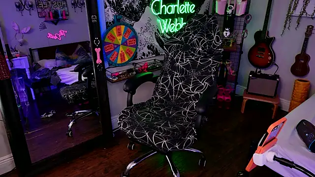 CharletteWebb: απευθείας συνομιλία ΧΧΧ