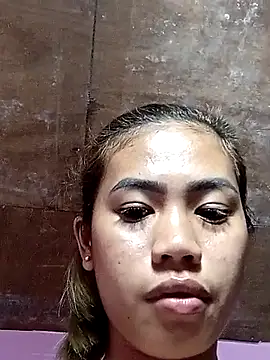 Cutie_body11 élő XXX-chatje