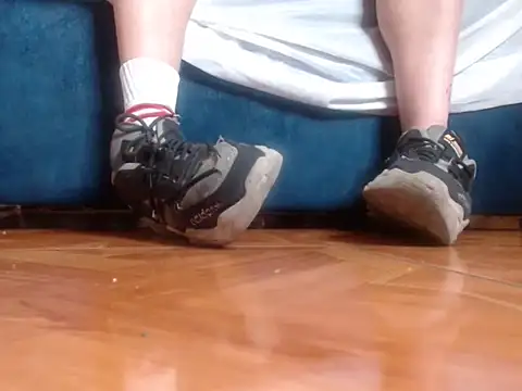 Chat +18 de alphaswitchard ao vivo