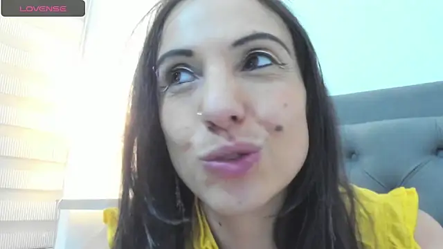 Chat XXX en directo de casey_jamess