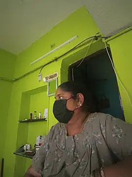 Villageanuty: онлайн-секс-чат