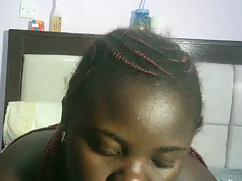 Inaya_Kiara 现场XXX聊天