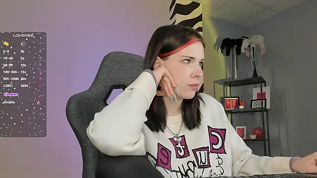 AliceSundayのライブXXXチャット