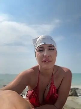 AleksandraRich Chat XXX in diretta