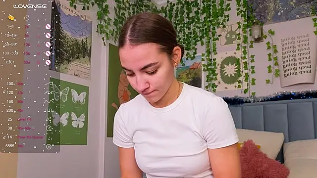 Chat +18 de Fit_Brunette_ ao vivo