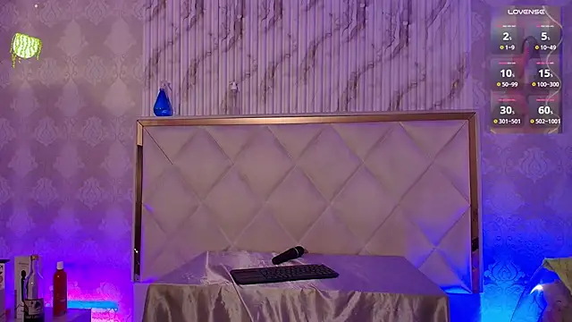 Naomy_tay1 Chat XXX live