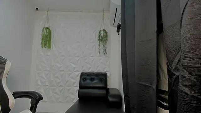 Chatroom XXX en direct de lunay_bigcock420