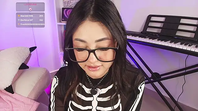 Chat XXX en directo de justonecute