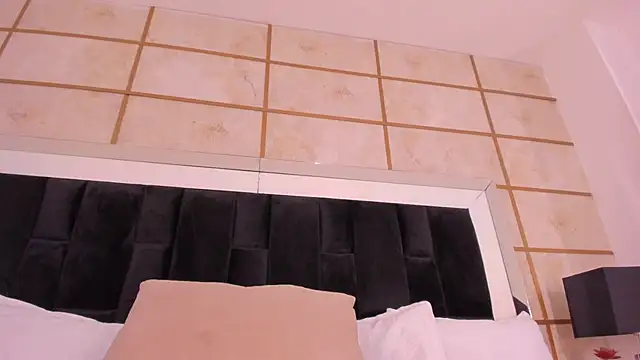 RoxyLiorのライブXXXチャット