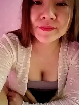 Lily-ross22 现场XXX聊天