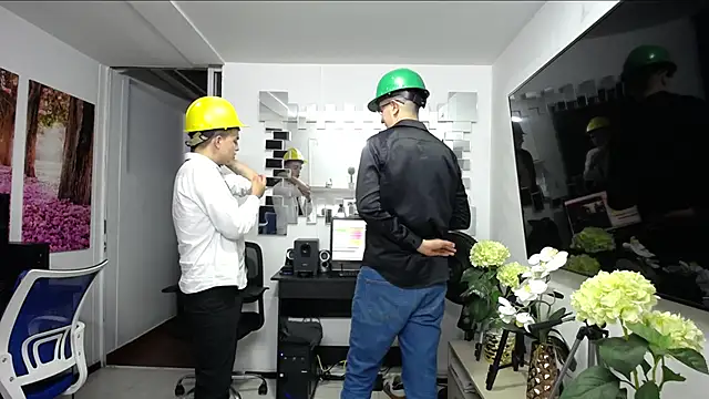 massimo_greco_ Adlı Modelin Canlı XXX Sohbeti