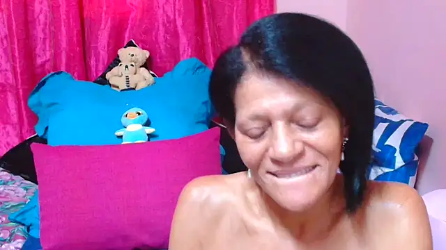 SLUTTYROXY Adlı Modelin Canlı XXX Sohbeti