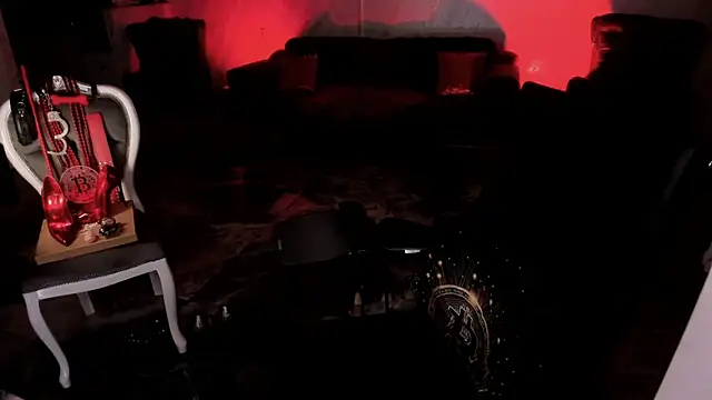 FinDomGod 现场XXX聊天