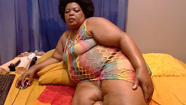 Czat XXX na żywo – MatureBootyBabe4Uxx