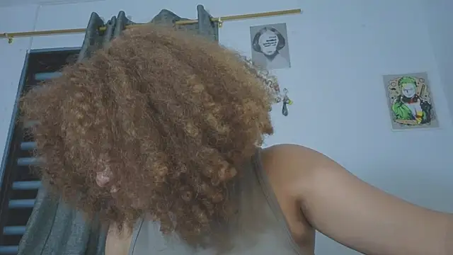 Ada_gales_ লাইভ XXX চ্যাট