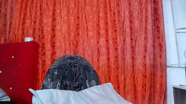 Alien_Twink 现场XXX聊天