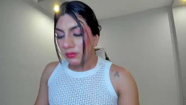 stefy_bratz Show in webcam