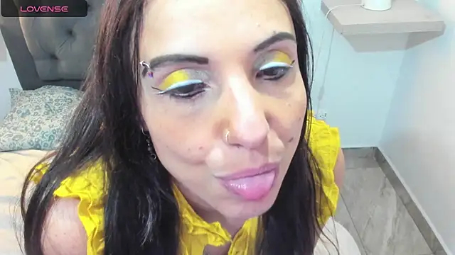 Živý XXX chat casey_jamess